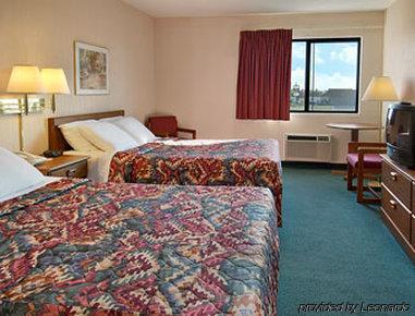 Days Inn By Wyndham Boonville Cameră foto
